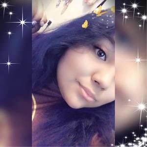 Meet your Posher, Yesenia